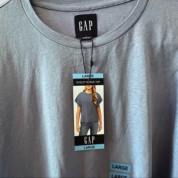 NWT Gap Eyelet Sleeve Top - Size Large - Picture 8 of 10